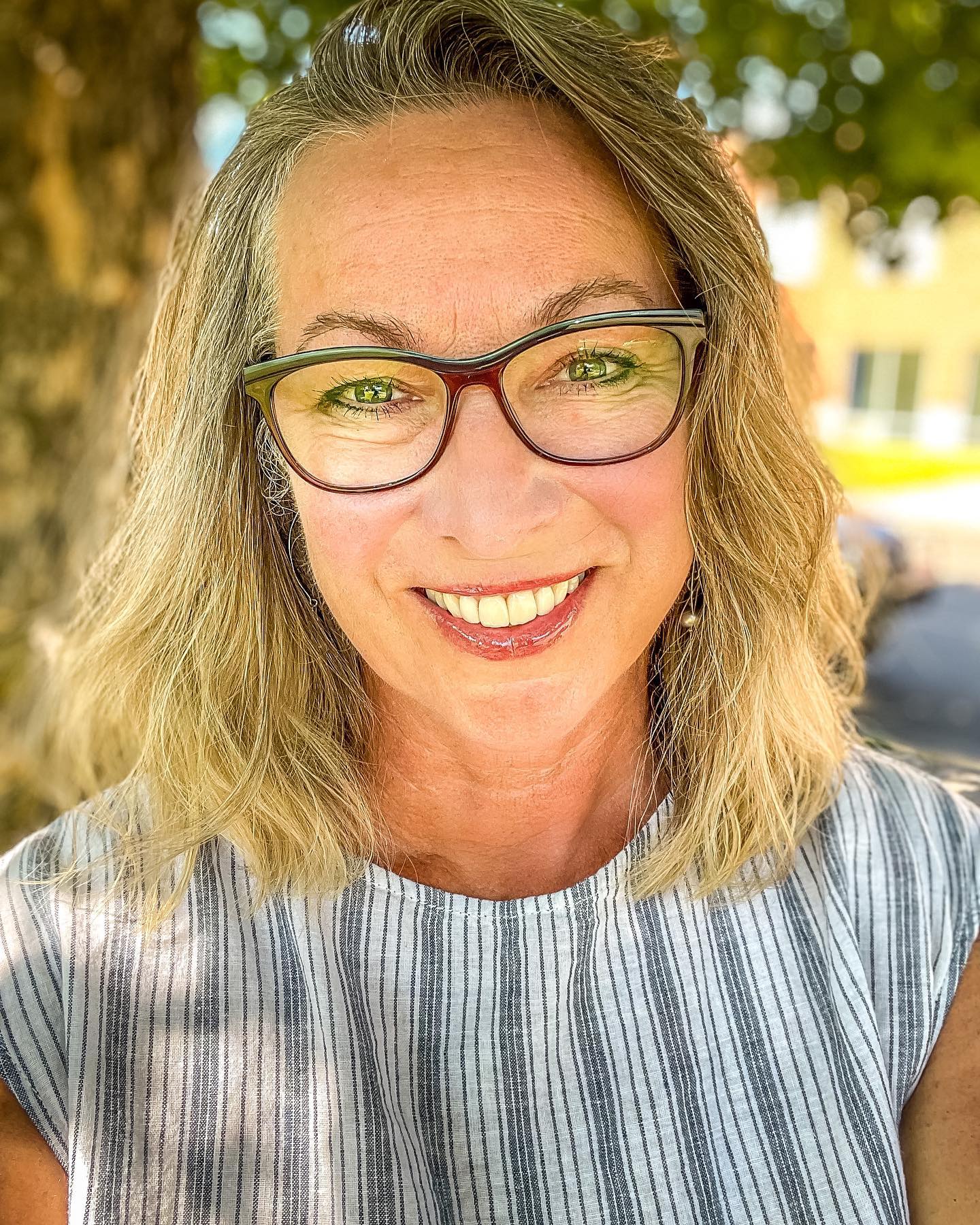 bob-with-glasses