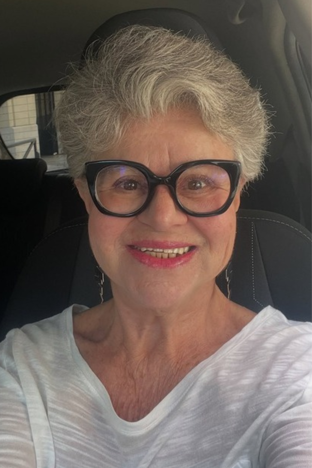 side-parted-gray-hair-with-glasses