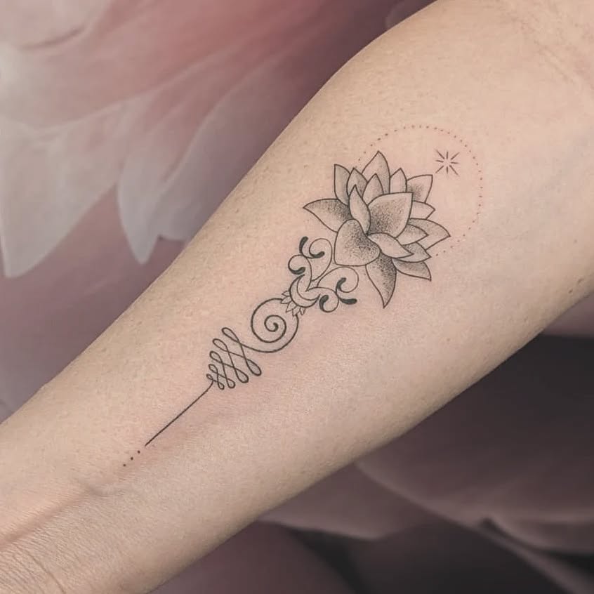 unalome-with-lotus-and-star