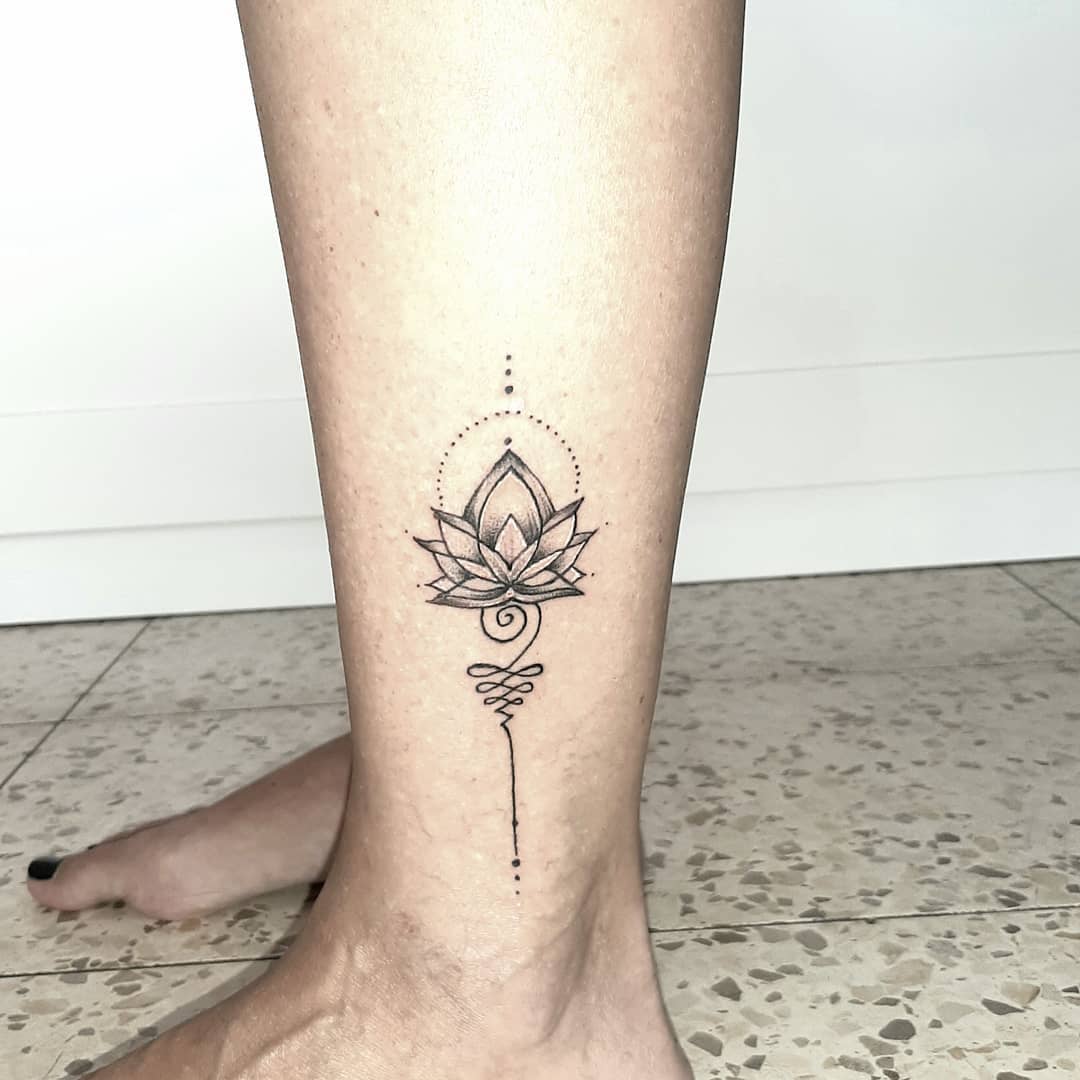 unalome-with-lotus