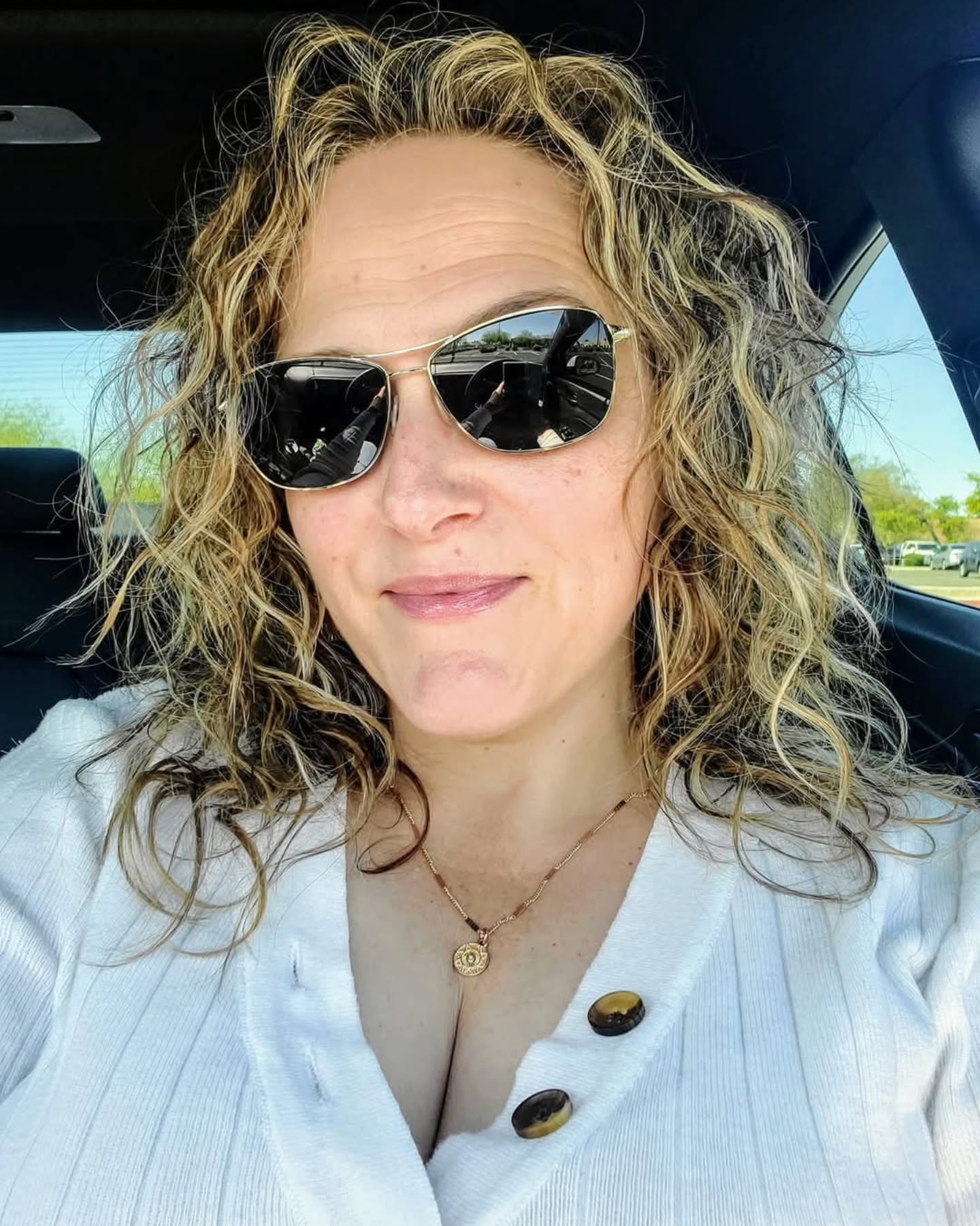 wavy-messy-hair
