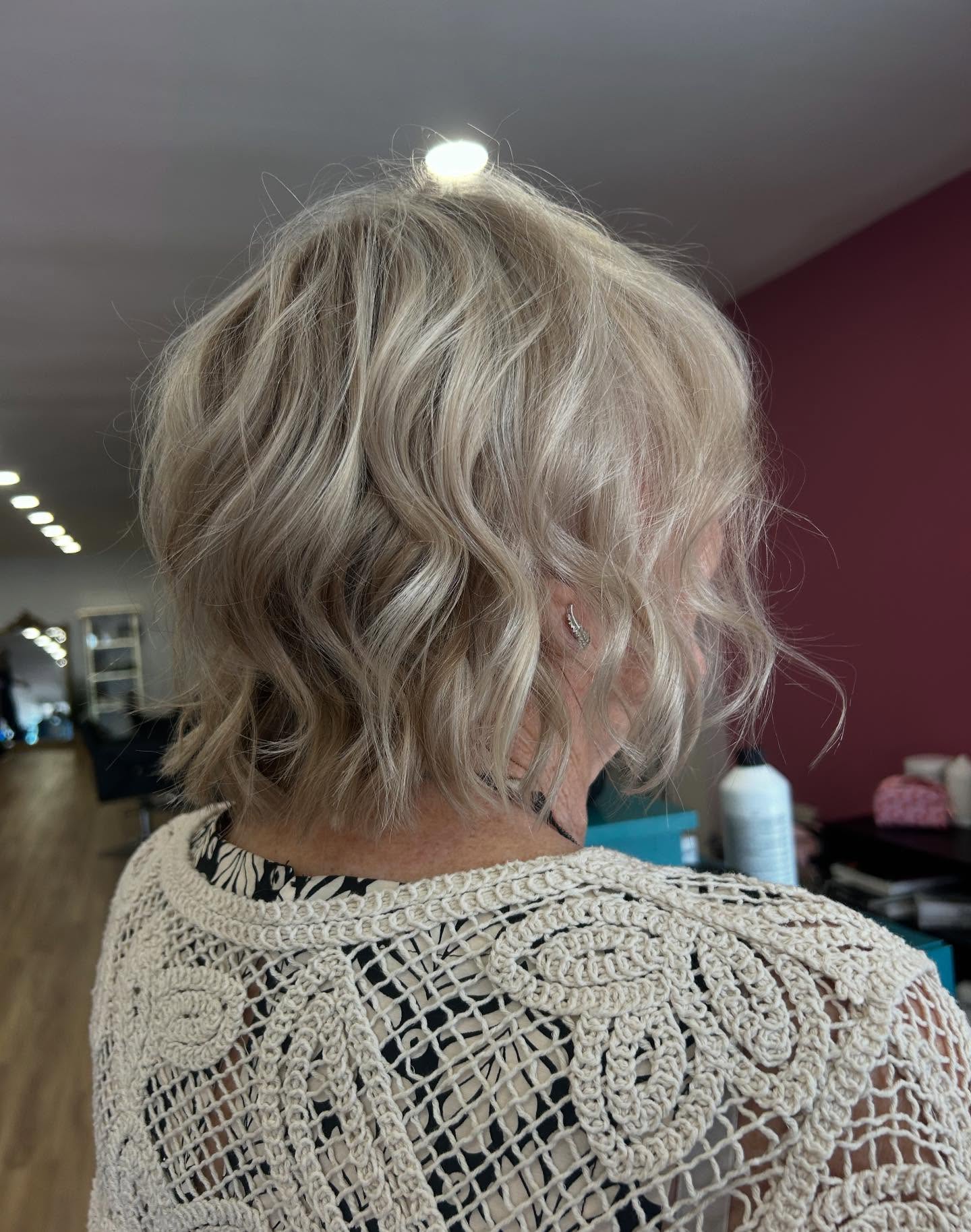 gray-wavy-hair