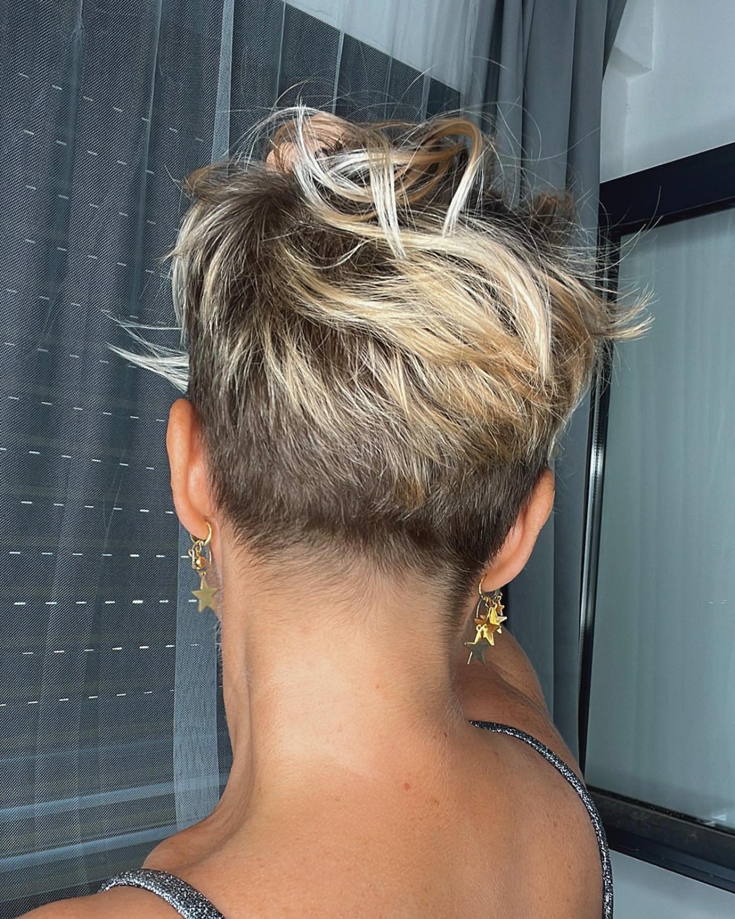 pixie-with-highlights