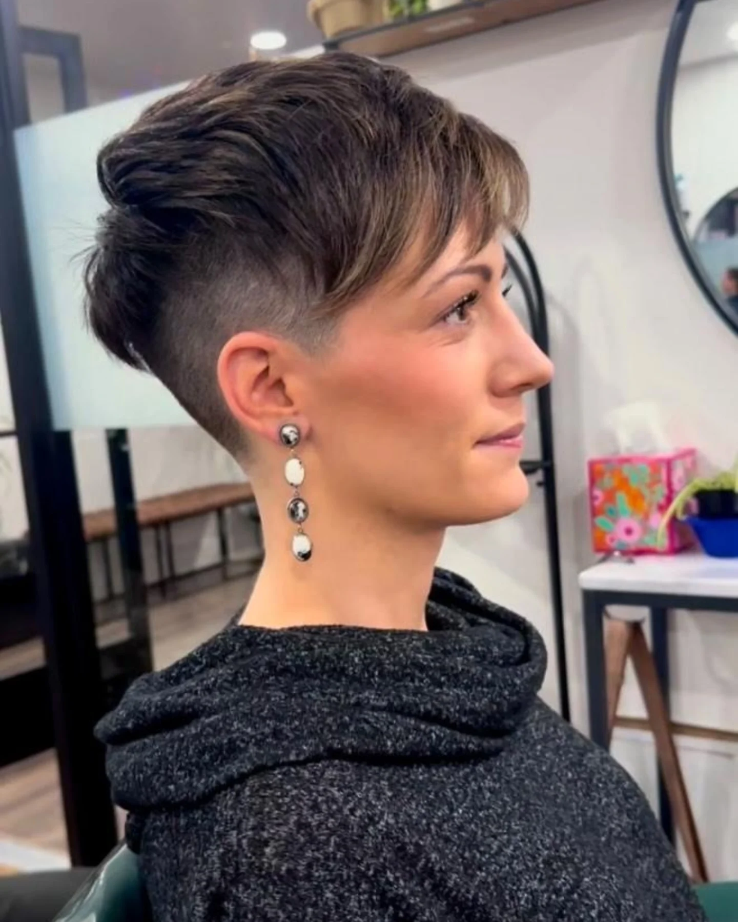 pixie-with-undercut-and-side-bangs