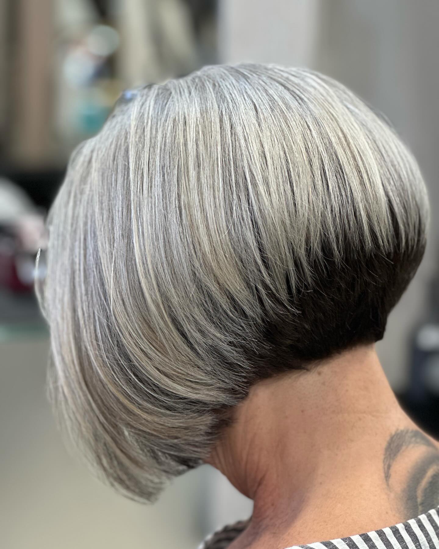 angled-gray-bob