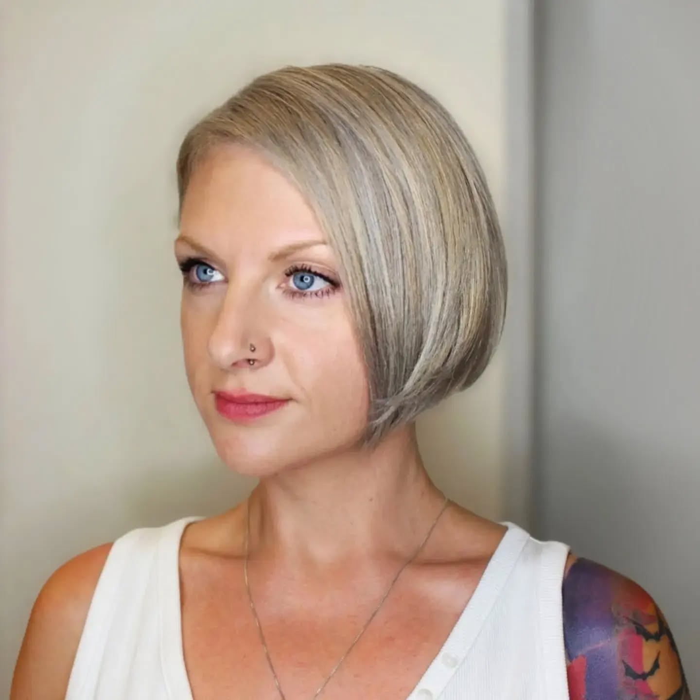 textured-gray-bob