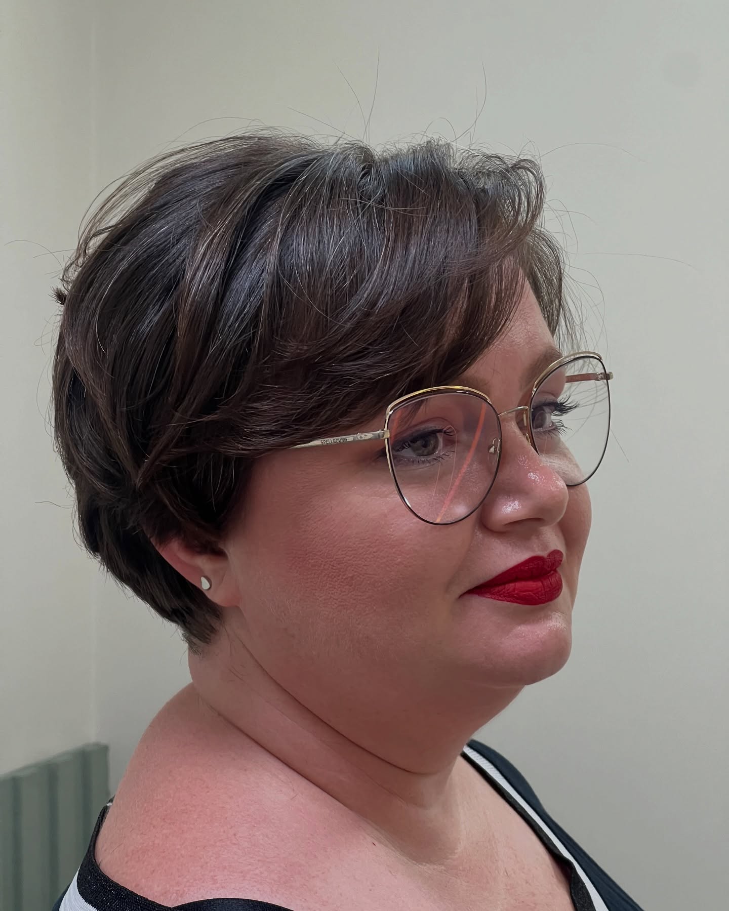 side-parted-haircut-fine-hair