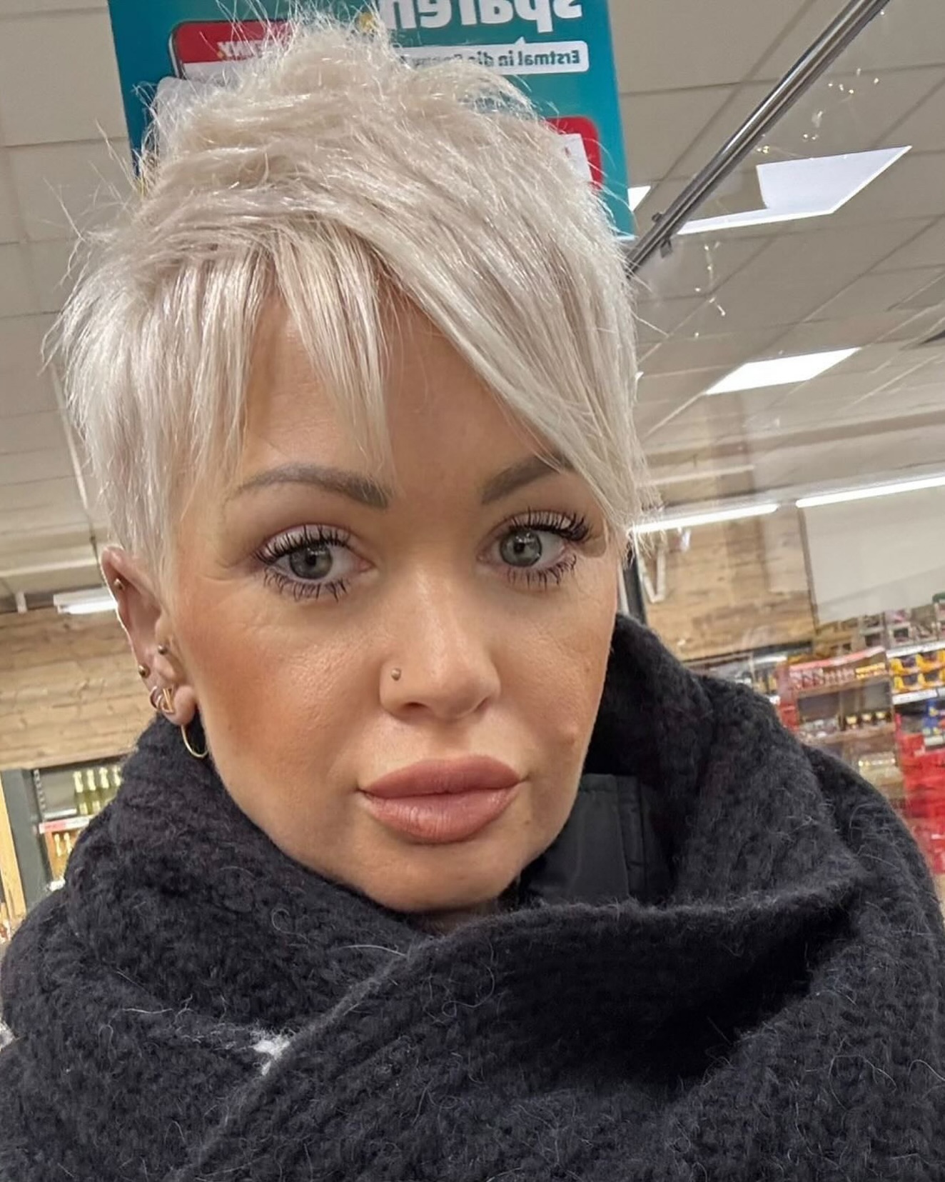 silver-wispy-pixie