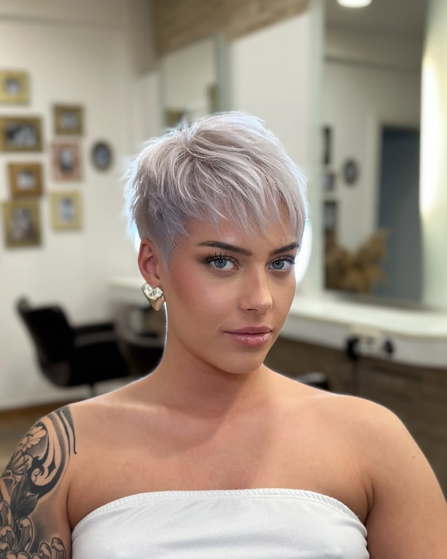 wispy-pixie-platinum-blonde-hair
