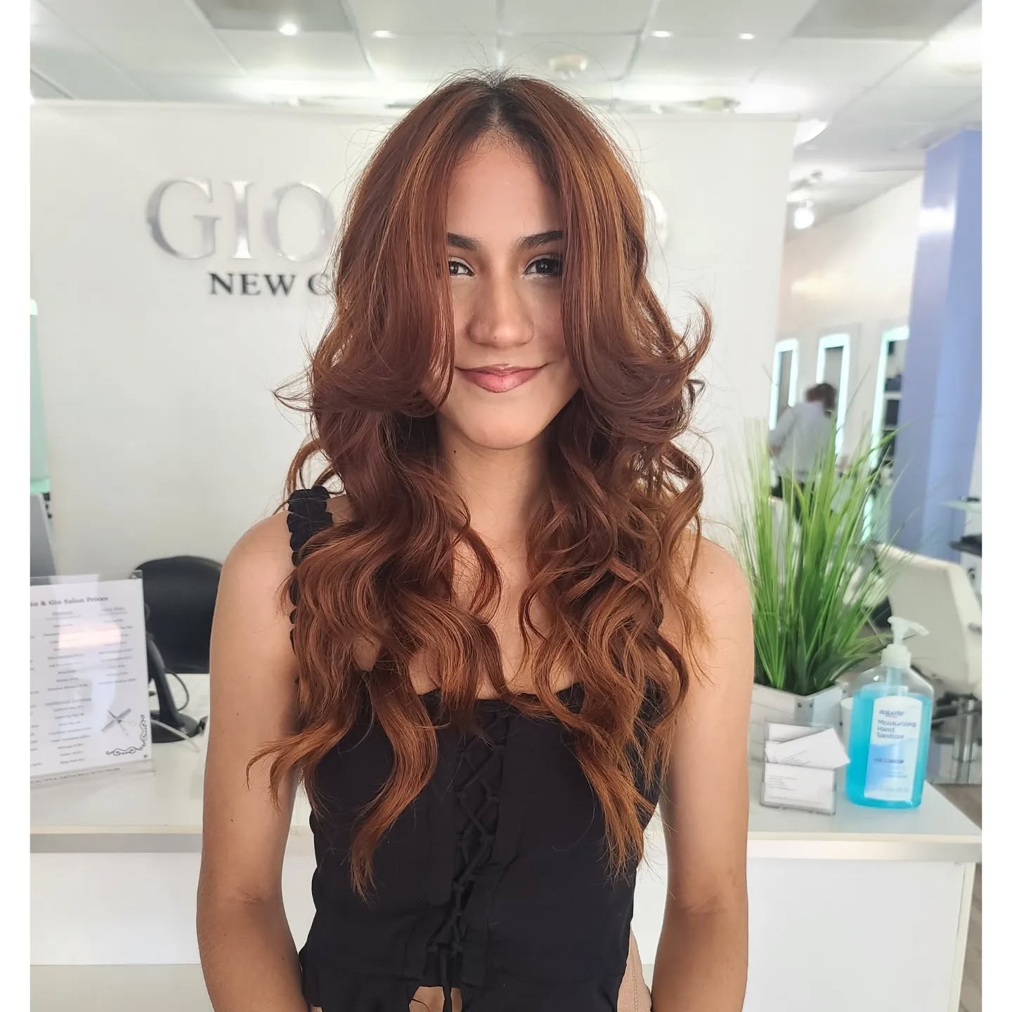 wavy-wolf-cut-brown-hair