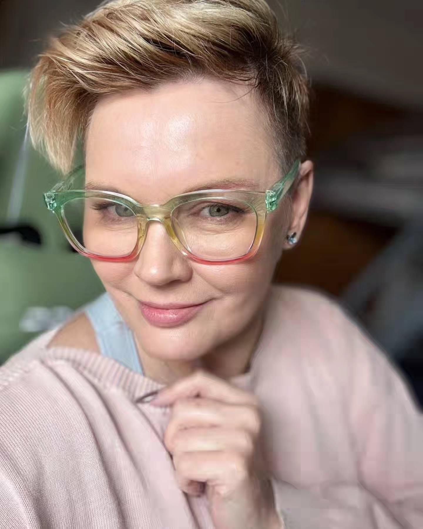 side-parted-hair