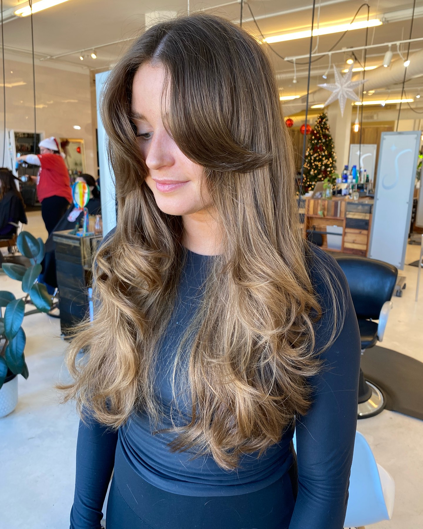 face-framing-layered-hair-with-side-bangs