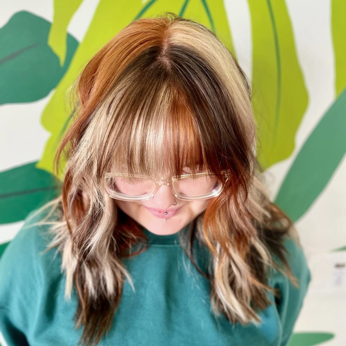 calico-waves-with-bangs