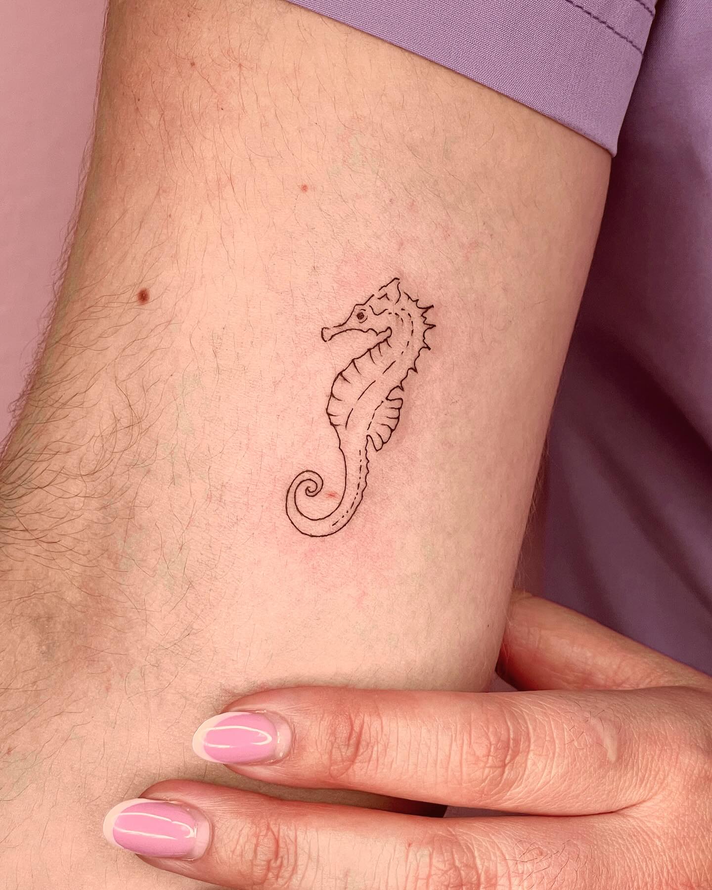 seahorse-tattoo