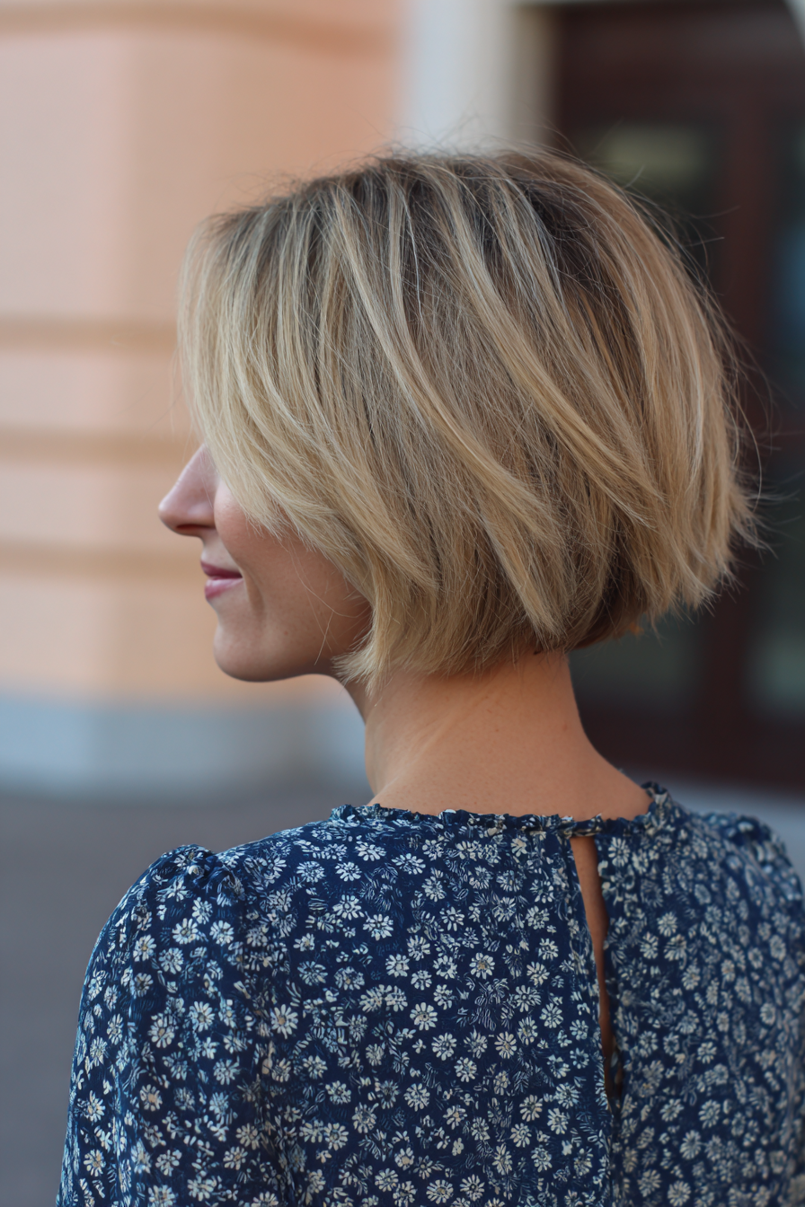 short-layered-bob