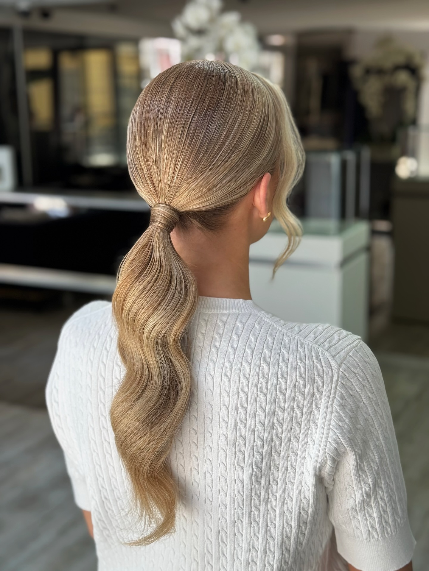 low-pony-light-brown-hair