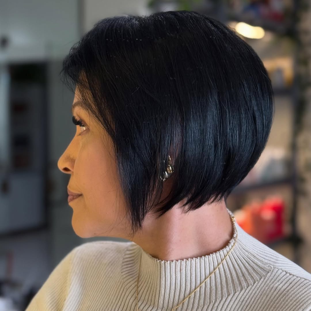 Bob with Angled Layers