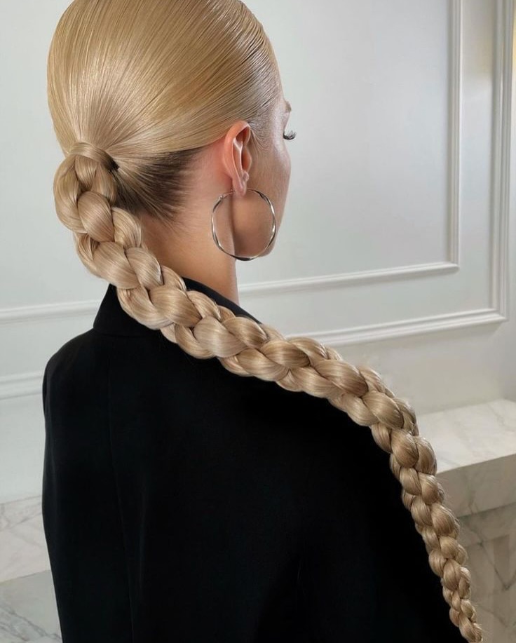 long-blonde-braid-with-pony