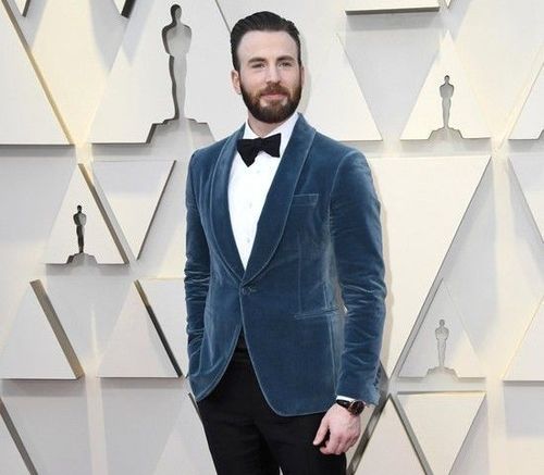 Chris-Evans-Oscars-2019-Red-Carpet