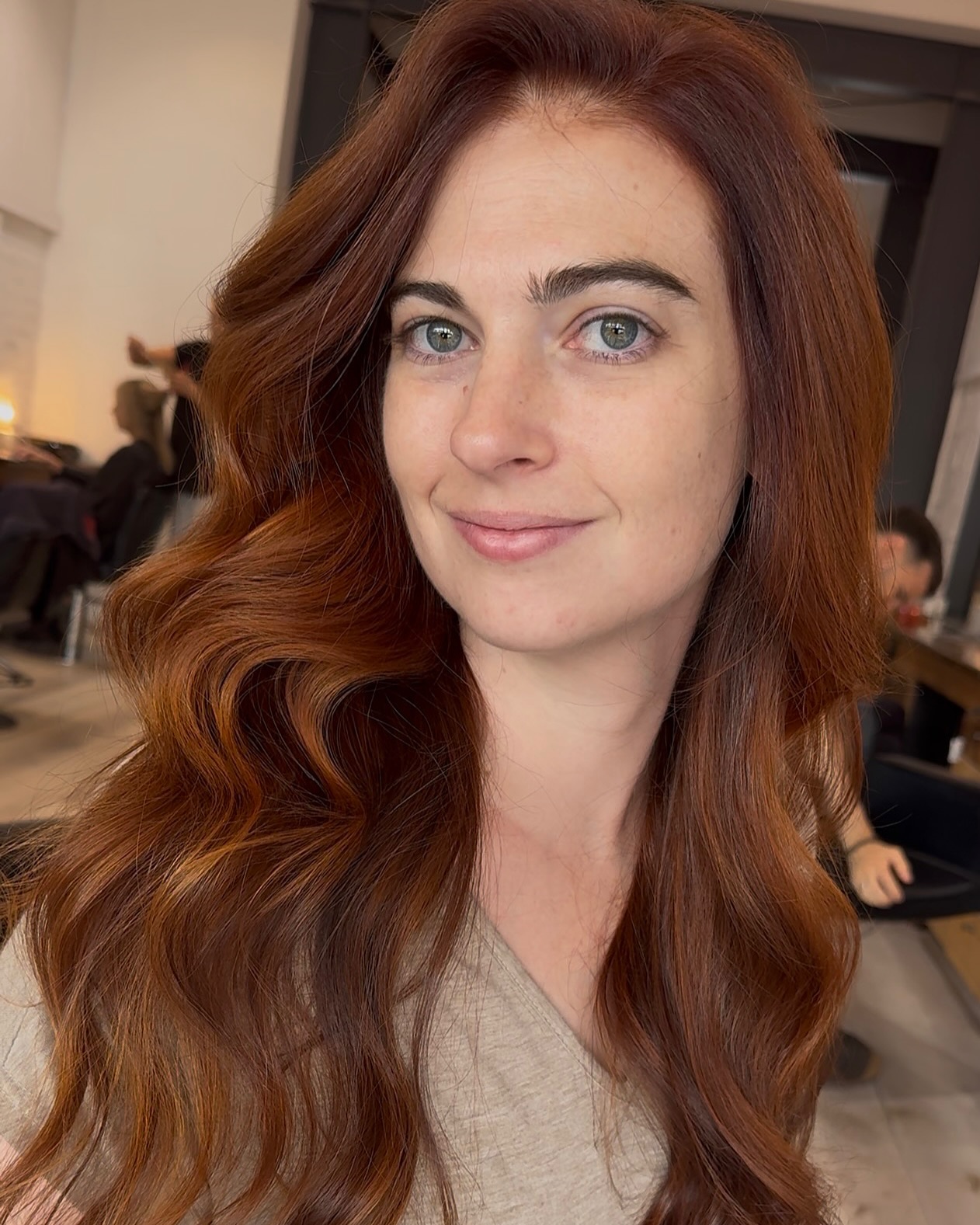 auburn-hair-with-red-highlights