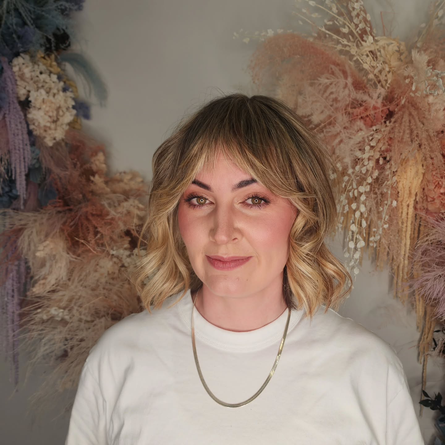 blonde-curtain-bangs