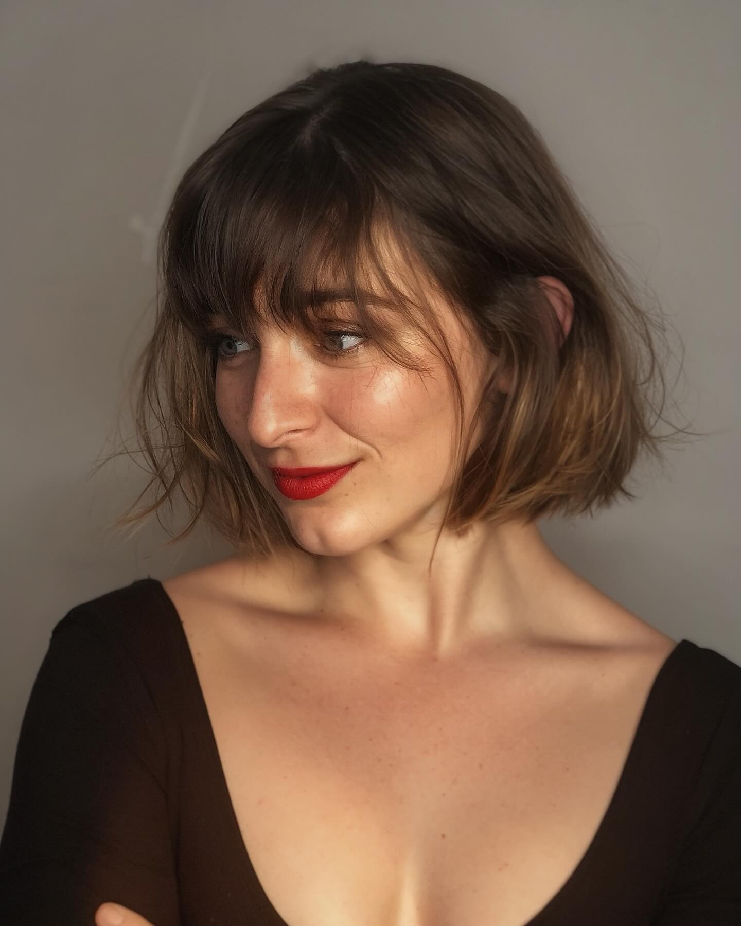 french-bob-with-curtain-bangs