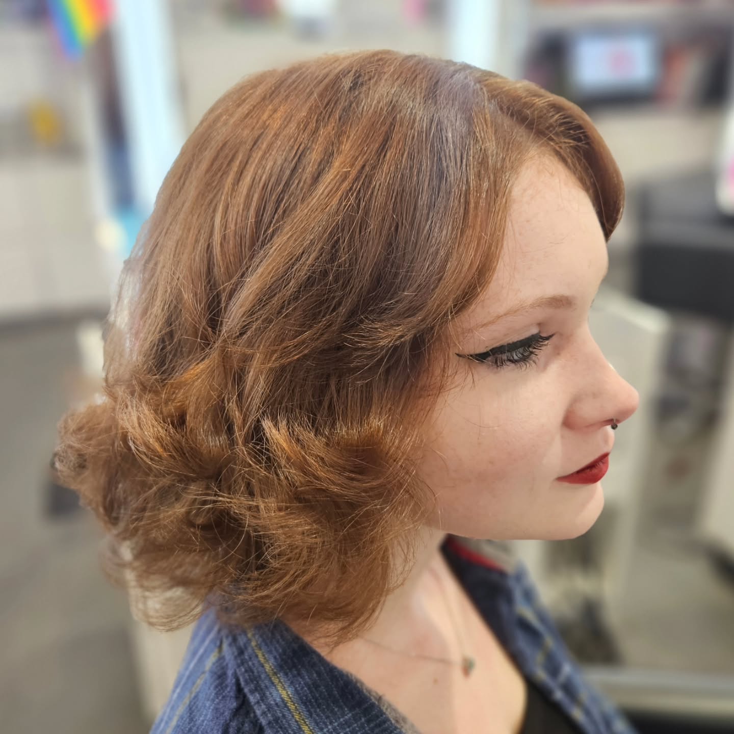 volumizing-layeres-with-curtain-bangs