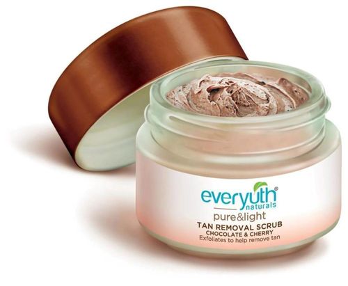 Everyuth Naturals Chocolate and Cherry Tan Removal Scrub