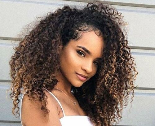 Natural-Curly-hairstyle-new-hairtrend