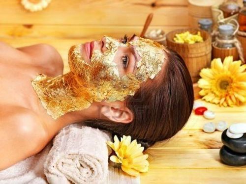 Gold-radiant-facial