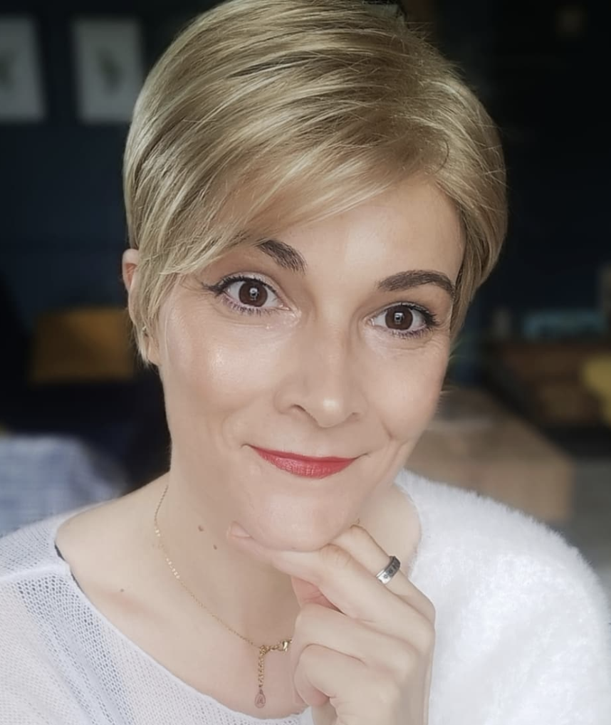 blonde-pixie