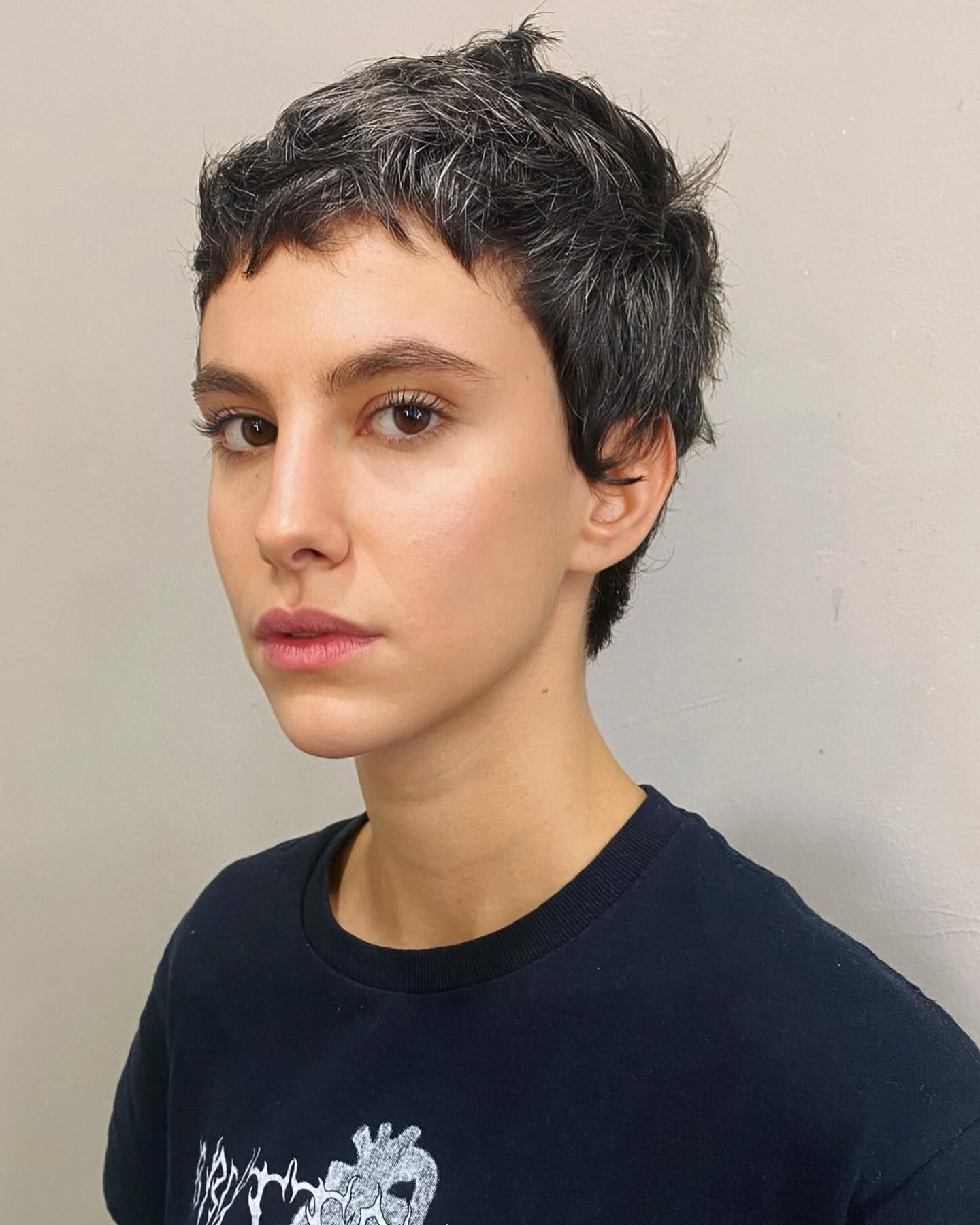 short-messy-pixie-with-bangs