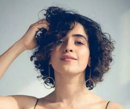 curly-short-haircut