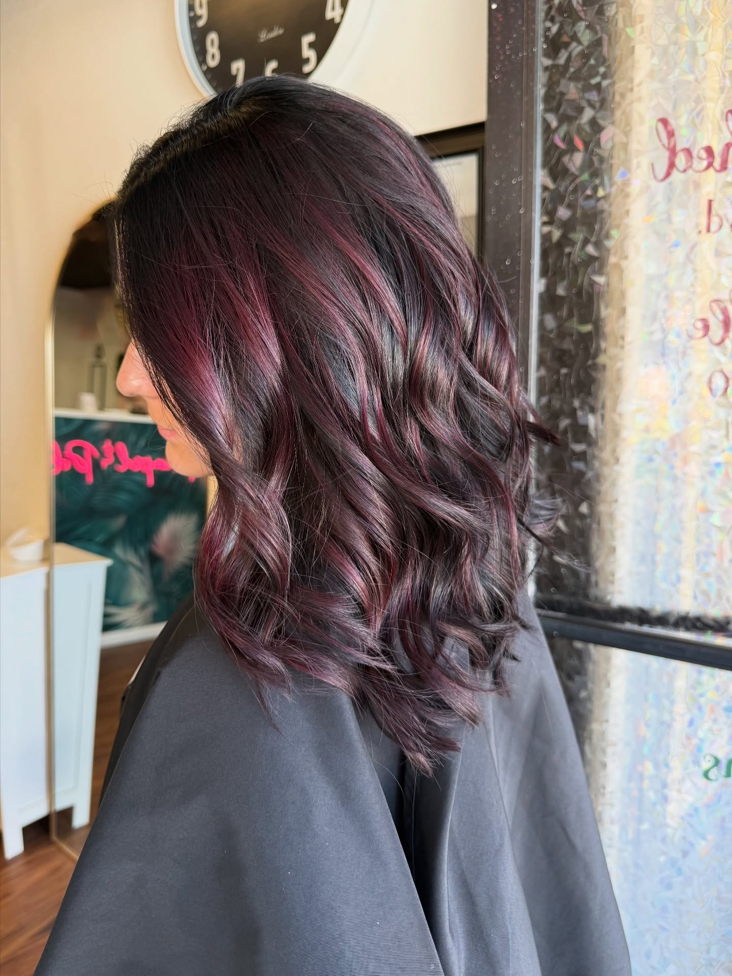 medium-wavy-cherry-cola