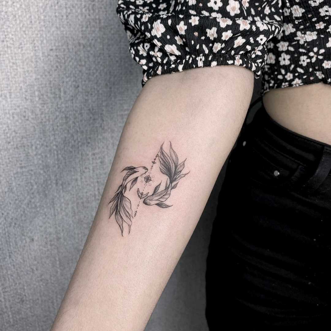 two-fish-tattoo