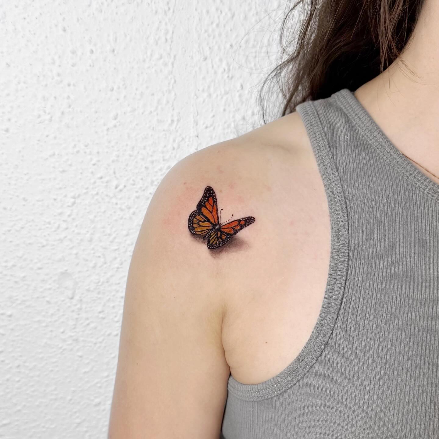 butterfly-shoulder-tattoo
