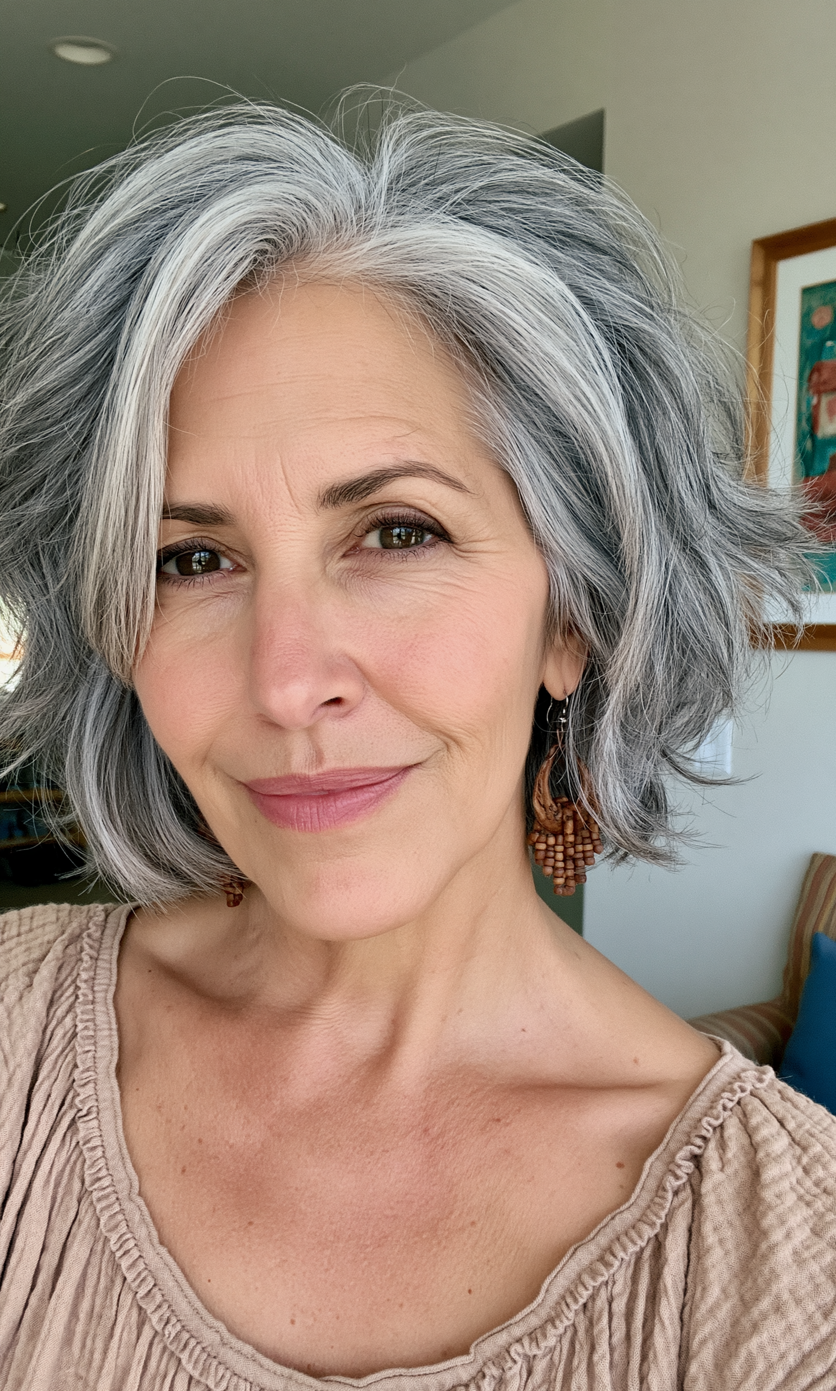 gray-messy-bob