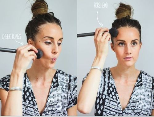How-to-apply-bronzer