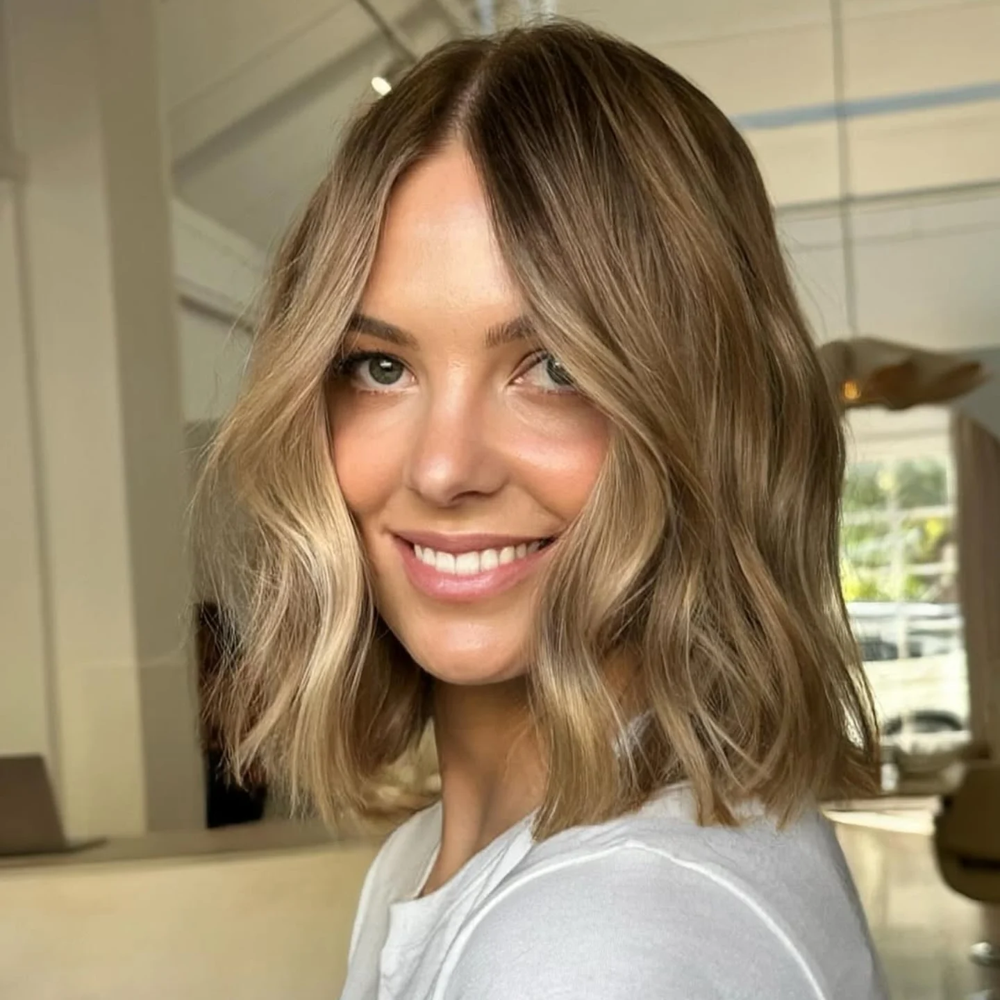 balayage-highlighted-dimensional-ripple-bob