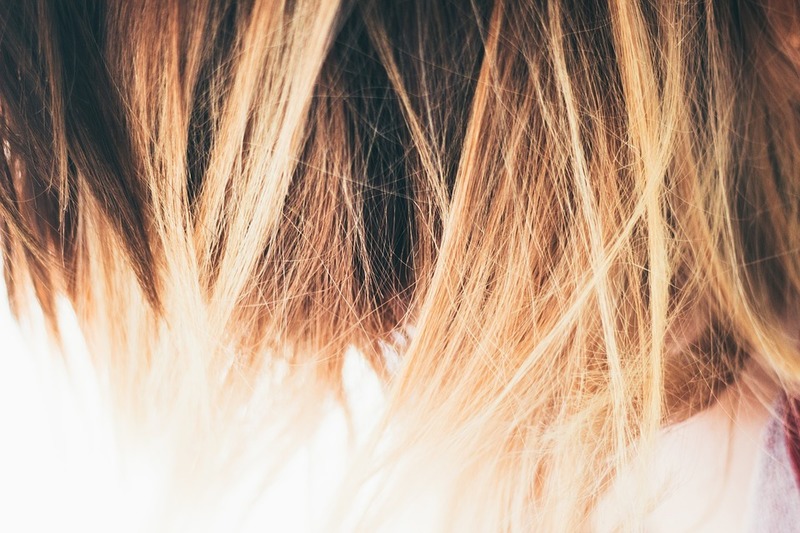 https://pixabay.com/en/blonde-color-hair-hair-color-1838947/