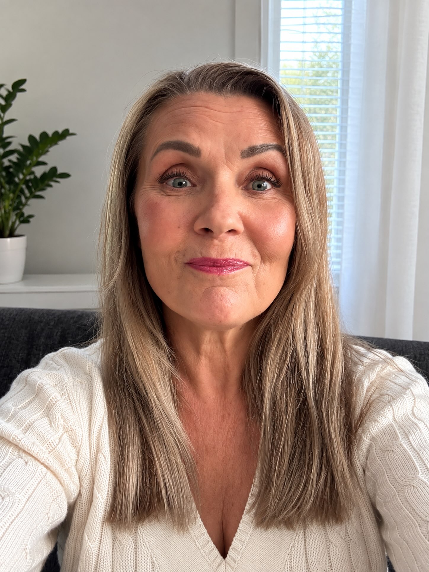 Straight Ash-Blonde Cut with Subtle Face-Framing
