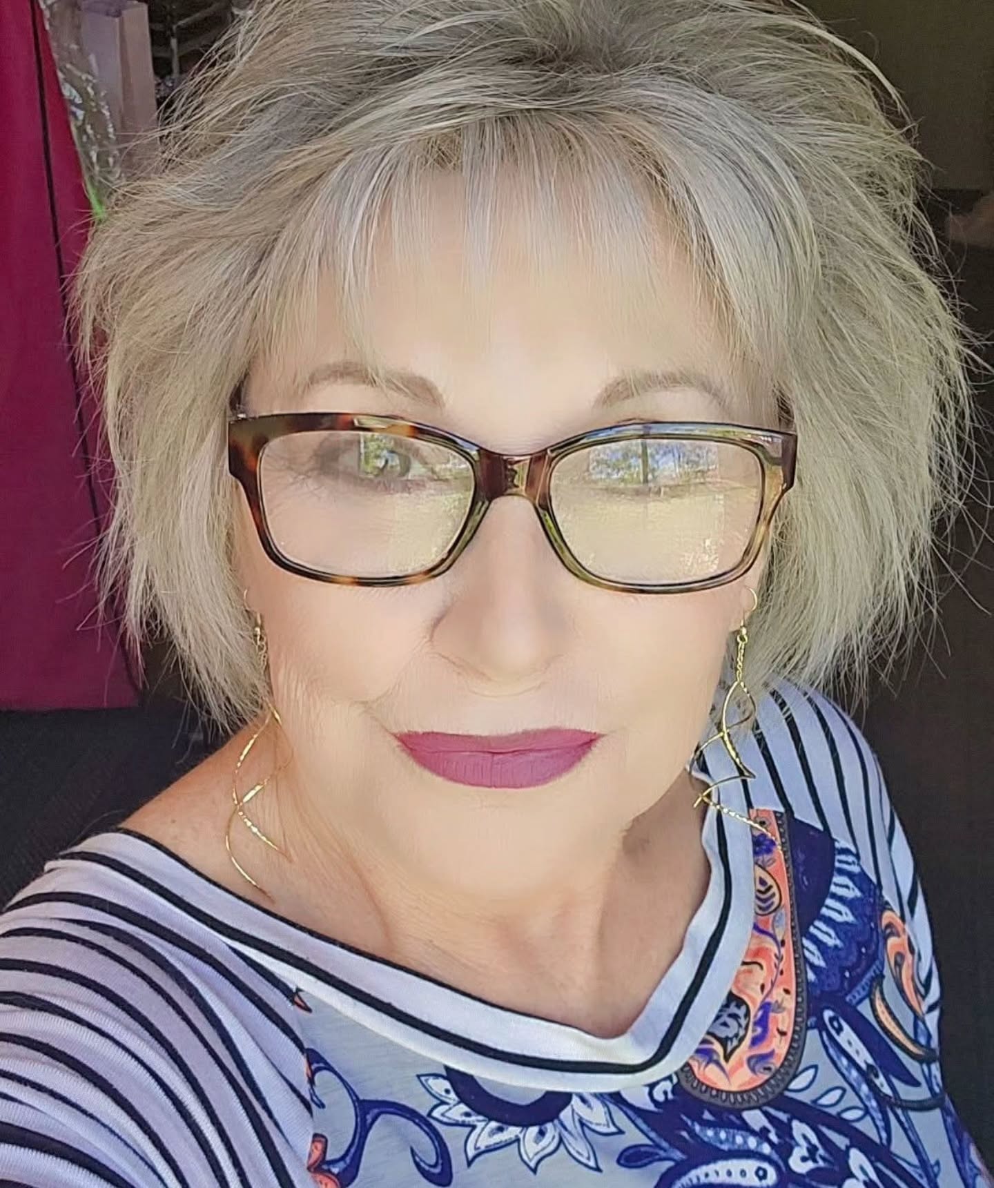 middle-parted-short-haircut-fine-hair