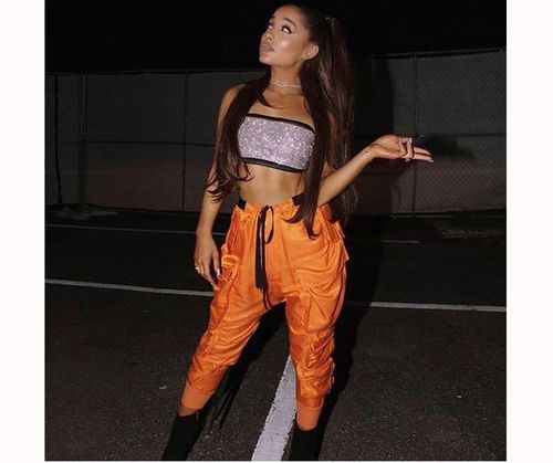 Ariana-grande-sports-outfit
