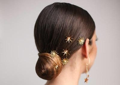 35 Simple updo with fun accessories
