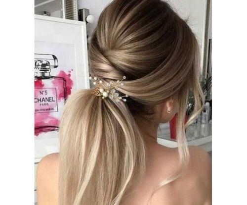 45 Half-Up Hairstyles to Complete Your Wedding Look | Straight wedding hair,  Straight hairstyles, Wedding hair half