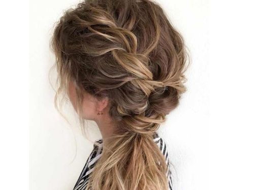 6 Texturised braided ponytail