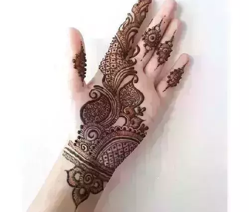 51 Best Front Hand Mehndi Designs - 2023