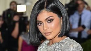 15 Amazing Makeup And Beauty Tips From Kylie Jenner